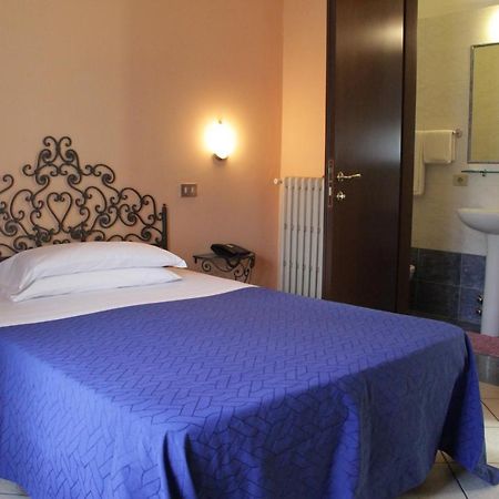 Hotel Capri Milán Exteriér fotografie