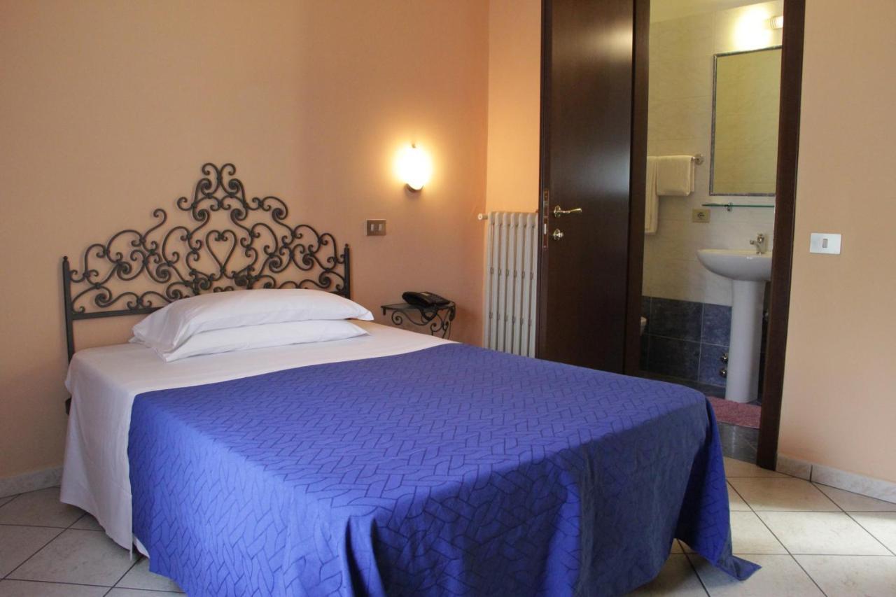 Hotel Capri Milán Exteriér fotografie